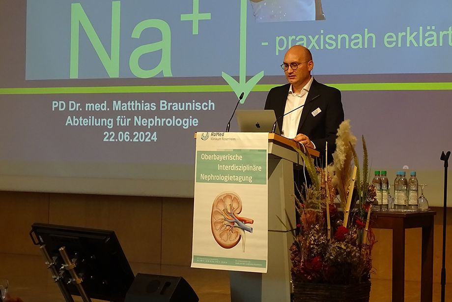 PD Dr. Matthias Braunisch, Klinikum Rechts der Isar bei seinem vielbeachtetem Vortrag über Elektrolytstörungen